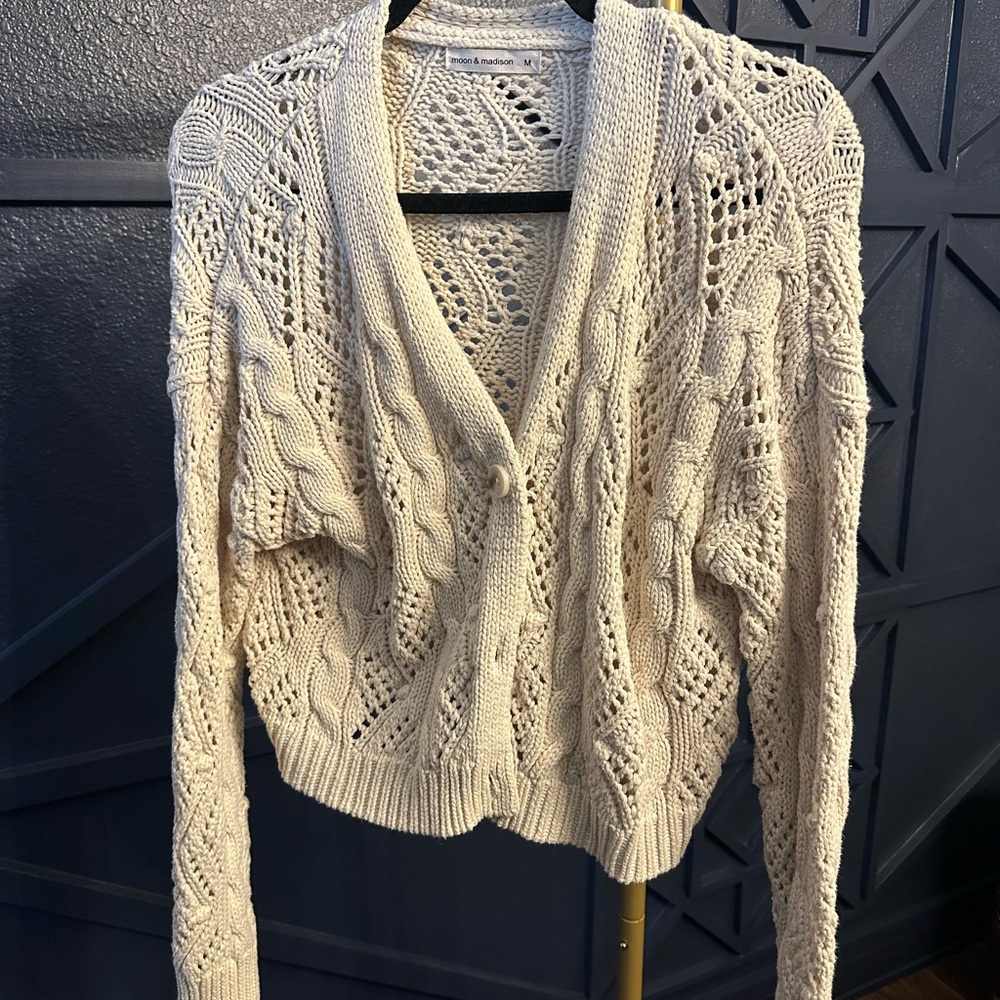 moon & madison Beige Cable Knit Cardigan